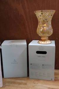 lot 122 image: 2-Party Lite large vases open one to show what they looked like