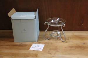 lot 126 image: Party Lite oil warmer opened to show what it looks like