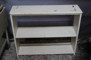 lot 127 image: Wood shelf