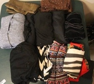 lot 290 image: mixed lot of material