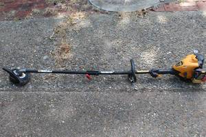 lot 286 image: Poulan pro weed eater