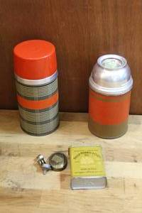 lot 115 image: 2 vintage Aladdin Best-Buy vacuum thermos and more see pictures
