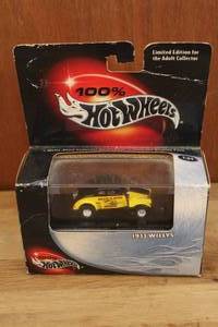 lot 261 image: Hot Wheels car 1933 willys