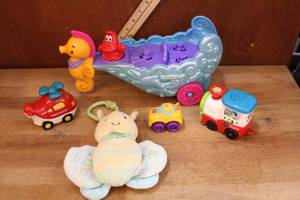 lot 49 image: Previously loved toys see pictures