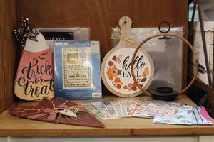 lot 38 image: Mix lot of decor and stickers and much more see pictures
