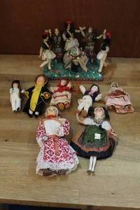 lot 29 image: Vintage handmade dolls