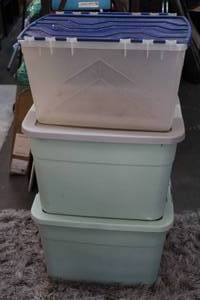 lot 14 image: Lot of 3 totes