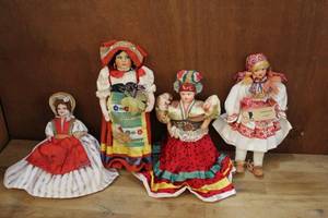 lot 9 image: Vintage Hand made doll lot
