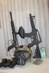 lot 24 image: Paintball guns (2) including a BT-4 SWAT style plus accessories