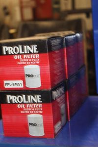 lot 31 image: Six ProLine Oil Filters, For Various Years of  Ford F150 and F250, Expeition and Explorer