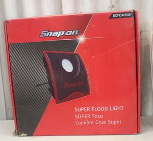lot 13 image: Snap On Super Flood Light in Orginal Box