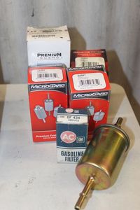 lot 61 image: NEW AC Delco and microgard fuel filters