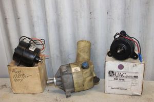 lot 78 image: Automotive electric fan motors