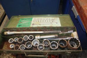 lot 20 image: Socket Wrench Set 34 Drive