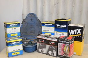 lot 116 image: NEW Auto Extra and Pronto oil filters plus filter wrench attachment set