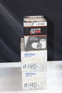 lot 118 image: NEW NAPA and Auto Extra oil filters