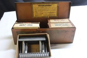 lot 179 image: Sunnen cylinder grinders plus grinding stones