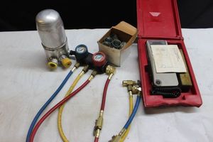 lot 164 image: Snap-On automatic halogen leak detector