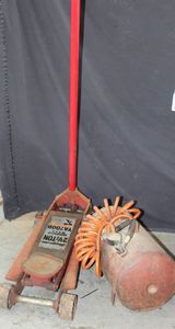 lot 203 image: 2-12 ton floor jack and air tank
