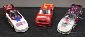 lot 220 image: Die cast funny car dragsters