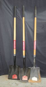 lot 230 image: 3 Craftsman shovels