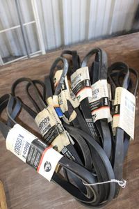 lot 241 image: Assorted automotive fan belts
