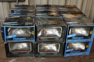 lot 266 image: Sylviana halogen head lamps