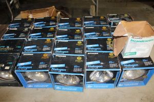 lot 265 image: Sylviana halogen head lamps