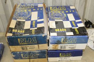 lot 262 image: NJA brake shoes