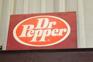 lot 282 image: Dr Pepper display sign 8 x 14