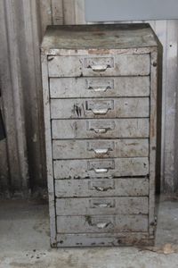 lot 289 image: Hardware storage chest with hardware
