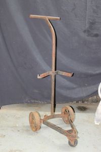 lot 337 image: Barrel Dolly