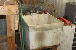 lot 363 image: Deep Basin Shop Sink,