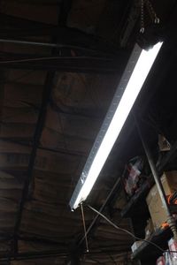 lot 367 image: One led light