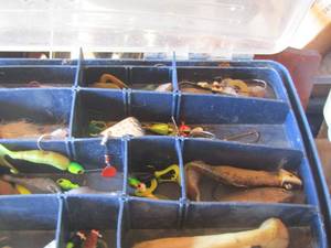 lot 31 image: Mans dream Tackle box  W CONTENTS.