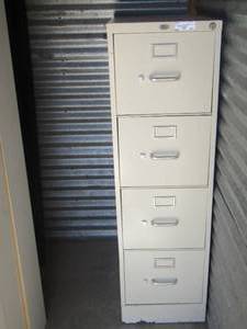 lot 35 image: 4 drawer file cabinet