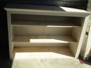 lot 39 image: 405819 -- 3 tier shelf