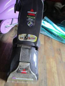 lot 132 image: Bissel power lift carpet cleaner