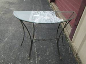 lot 153 image: 12 moon glass top table