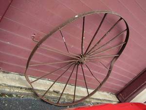 lot 166 image: 4ft5  wagon wheel kinda bent out of shape