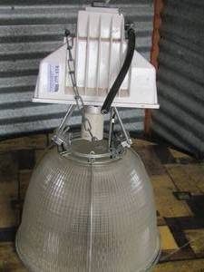 lot 174 image: large outdoor light