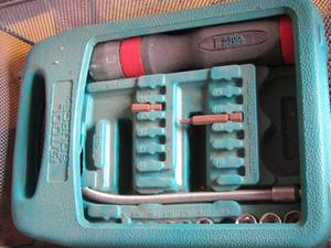lot 180 image: misc. tool lot