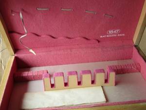 lot 182 image: empty silverware box