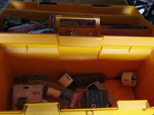 lot 185 image: TOOLS, SPAPLES, HOLE SAWS PLUS 
