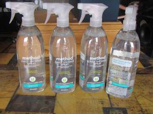 lot 186 image: 4 new bottles of Method daily Shower SPRAY Cleaner