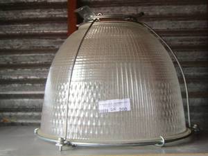lot 200 image: outdoor light