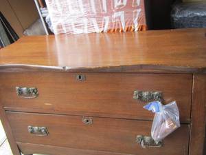 lot 213 image: 2 drawer chest with missing piece and screws