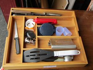 lot 215 image: misc. kitchen items