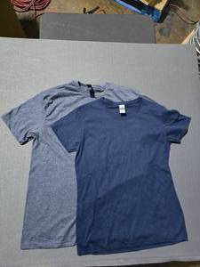 lot 154 image: WOW  3 Boxes of Gildan Navy & Heather Navy Ultra Cotton Shirts,  SEE DESCRIPTION FOR SIZES AND QUANTITIES  BID IS TIMES THE QUANTITY SO YOU ARE BIDDING PER BOX