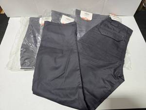 lot 211 image: Rasco Flame Resistant FR4303CH Charcoal Field Pants, Size 30x32  QUANTITY 4  BID IS TIMES THE QUANTITY&nbsp MSRP $60 Each